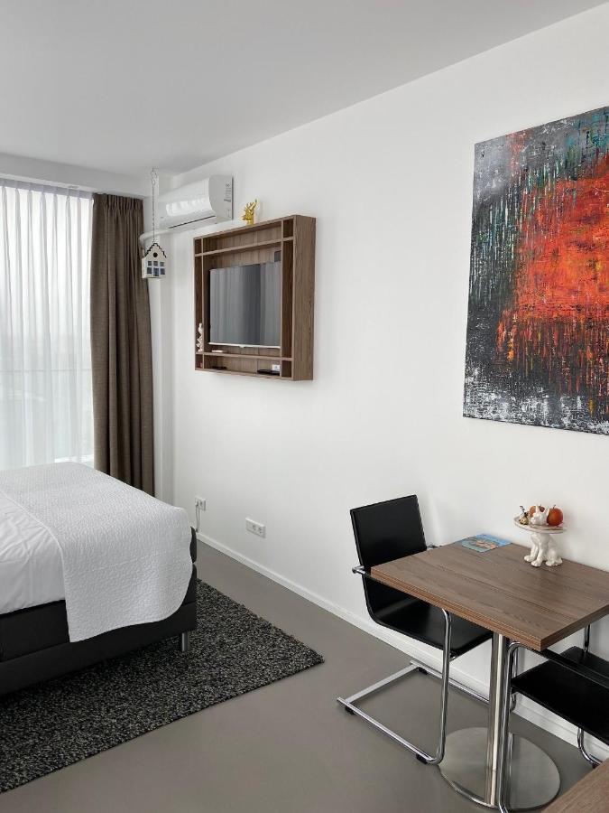 Black Jack Suites Amsterdam Exterior photo